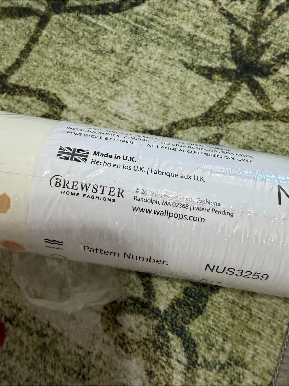 New Brewster Home Fashions NUWallpaper Bohemian Floral Peel & Stick Wallpaper
